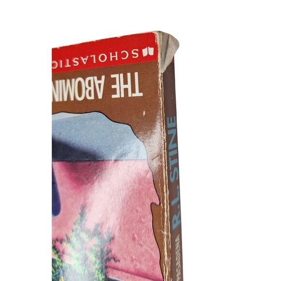 Goosebumps #38: The Abominable Snowman of Pasadena by R.L. Stine - Vintage 90s - Picture 2 of 5